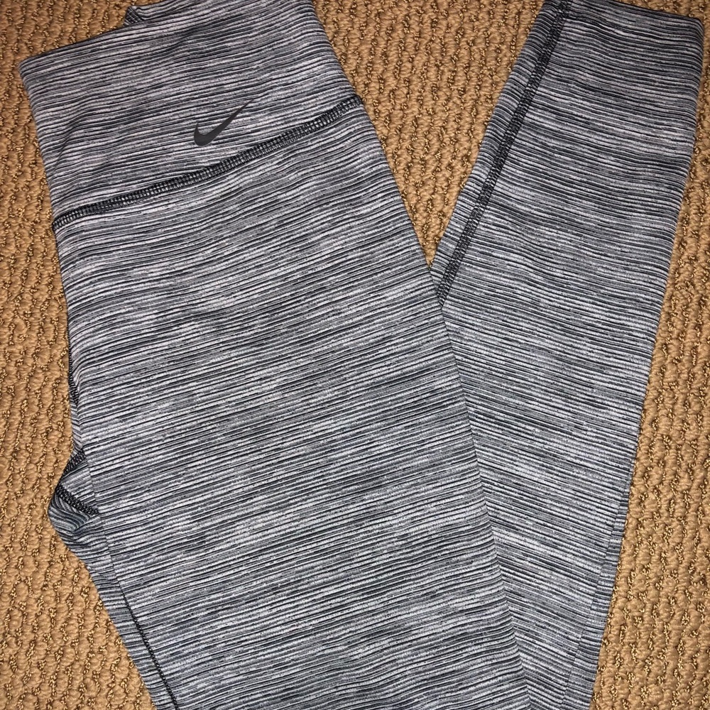 Nike Dri-Fit Legendary Leggings